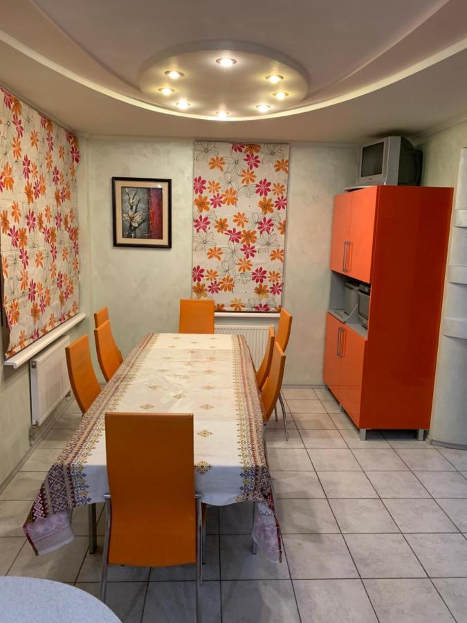 Приватний Будинок З Сауною Та Більярдом Khascheve Luaran gambar